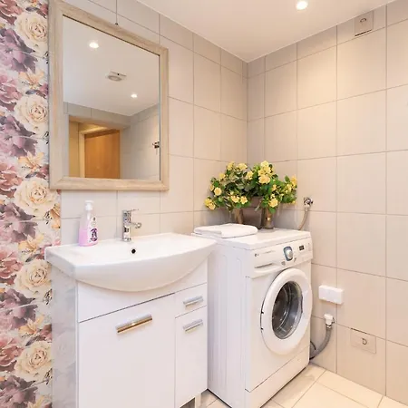 Tatari Center Lägenhet