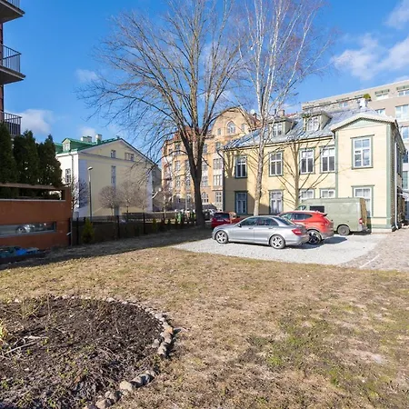 Lägenhet Tatari Center *